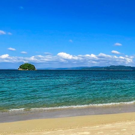 济井出克尔迪傲泳池别墅 名户 外观 照片